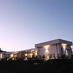 Amarena Garden House *