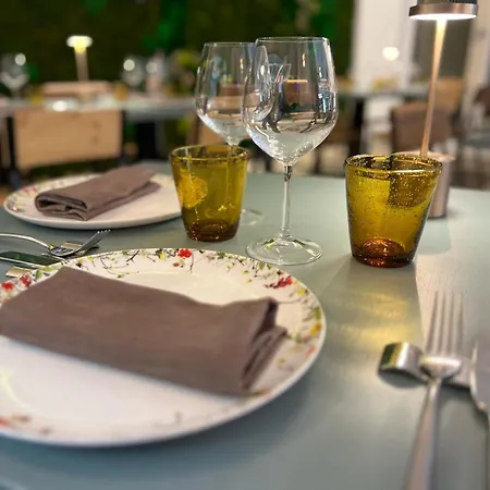 Hotel Amarena Garden House Matera