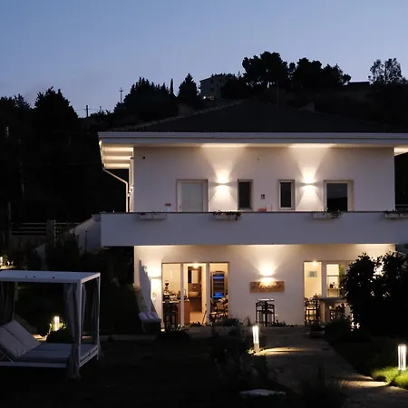 Amarena Garden House ホテル